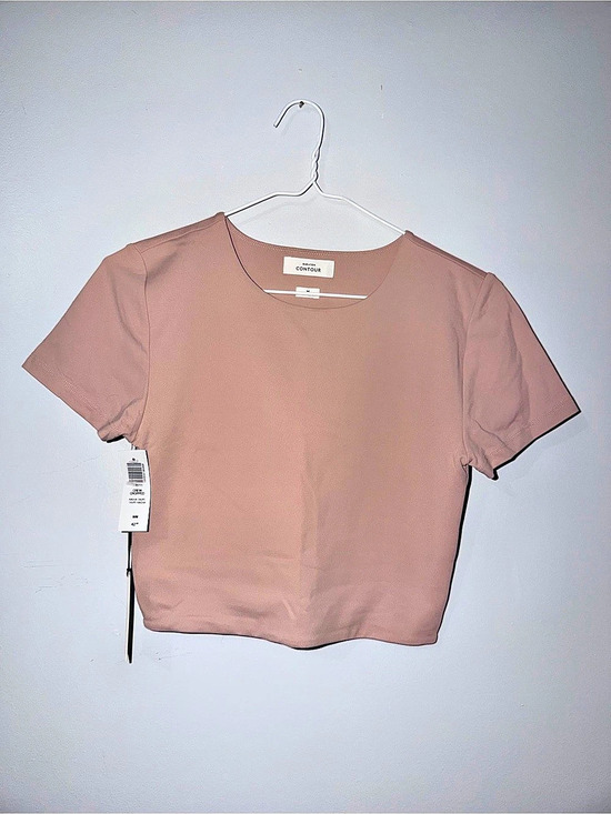 Aritzia Tops - Aritzia Short Sleeve Tee in Pink Size Medium NWT